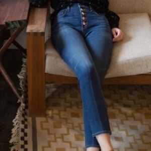 Veronica Beard Jeans “Debbie 10” skinny” with gold buttons